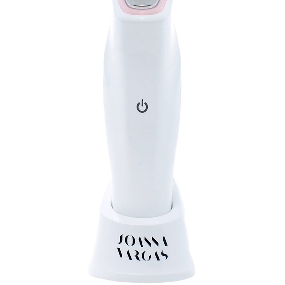 JOANNA VARGAS Magic Glow Wand - Picture 2 of 6